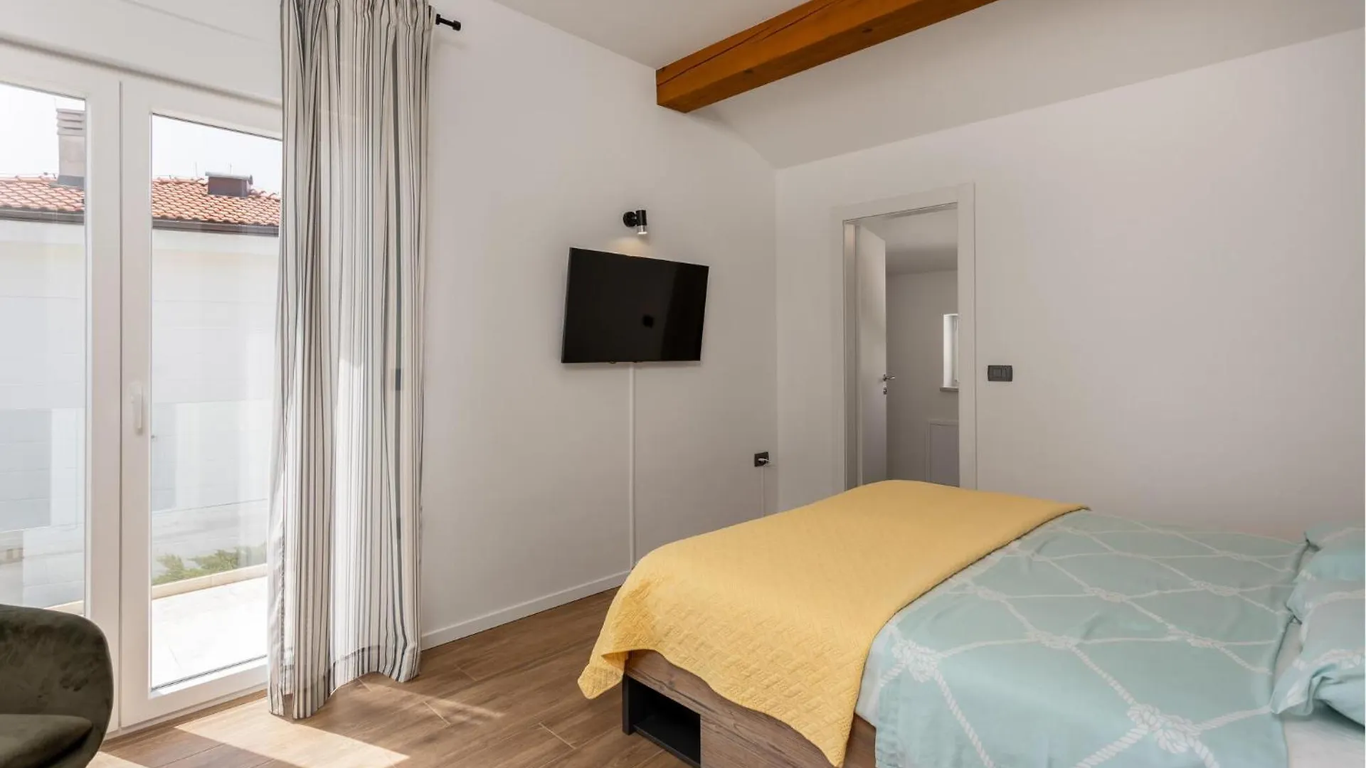 Amazing Apartment In Icici With Kitchen
